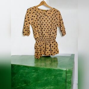 Ar Arista Collection "New Art" sz S Women's Black and Gold Patterned Top